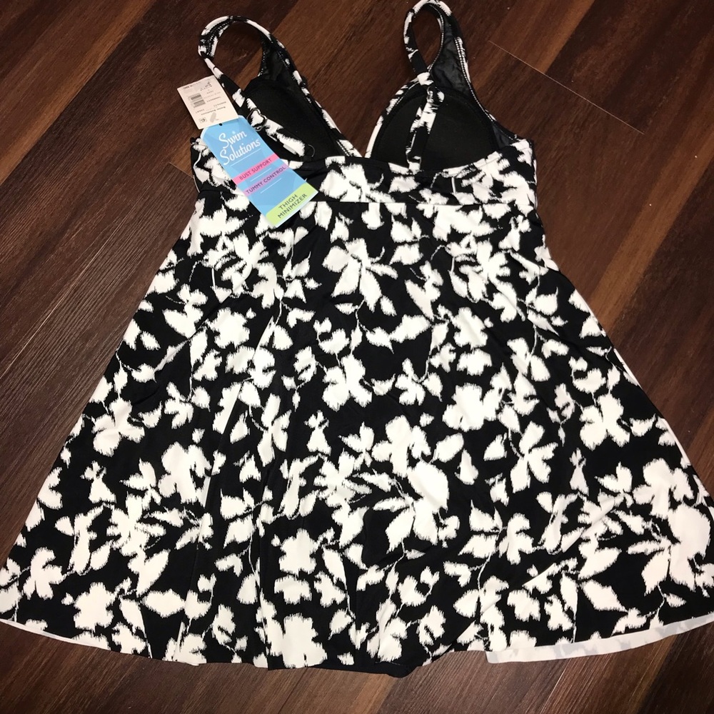 Swim Solutions Tummy-Control Fly Away Swim Dress NWT - Picture 4 of 10